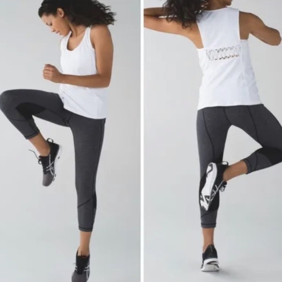 Women Lululemon Cropped Leggings Size 6 Gray - Picture 1 of 13